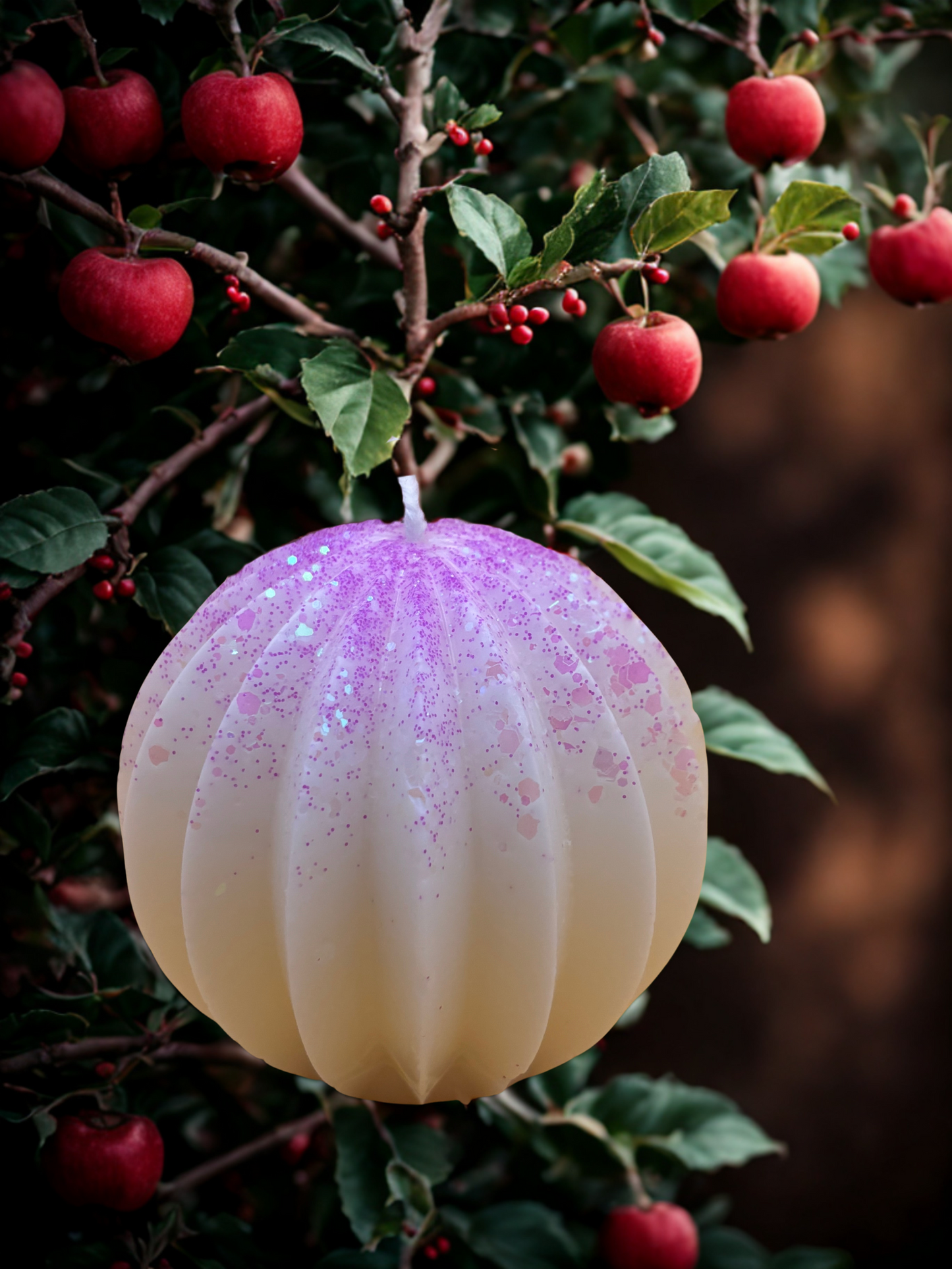 Ridged X-mas Ball Candle